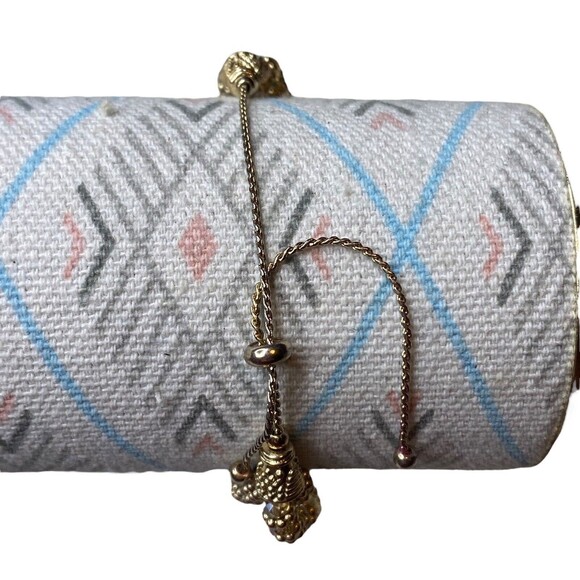 Vintage Multi 3 Strand Clear & Tones of Gold Beaded Bracelet Adjustable pull - Picture 4 of 5